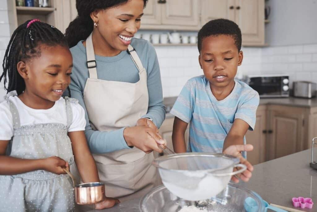 Allied Health-Family in the Kitchen